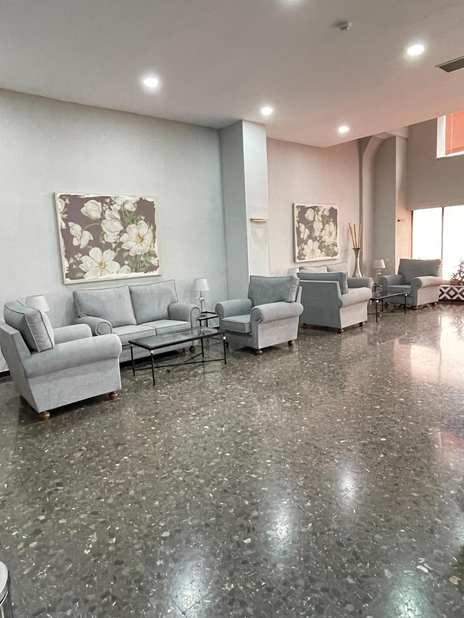 Resitur Luxury Apartment 113 Sevilla Buitenkant foto